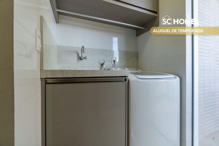 Cobertura Duplex em Condomínio com Piscina