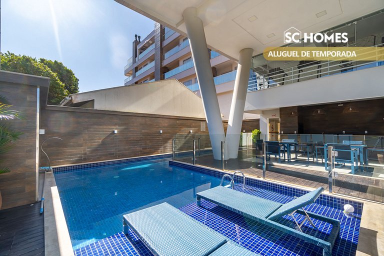 Cobertura Dúplex en Condominio con Piscina