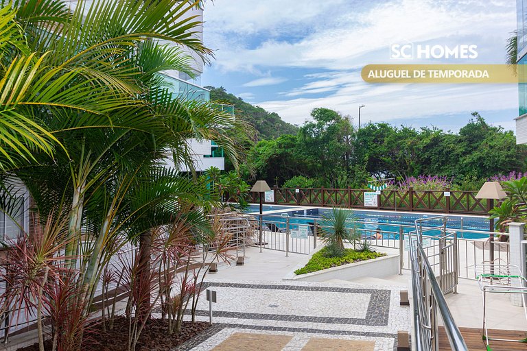 Excelente apartamento en condominio frente a la playa.