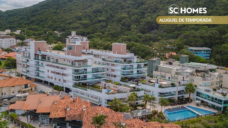 Excelente apartamento en condominio frente a la playa.