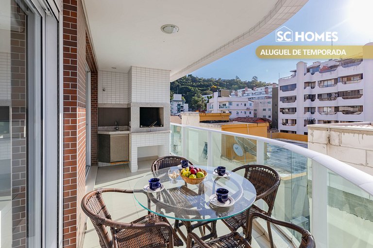 Apartamento en condominio con piscina y jacuzzi