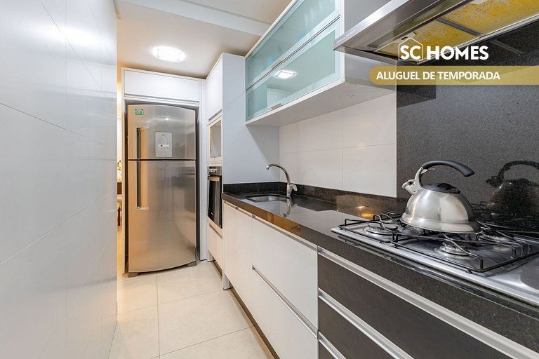 Apartamento en condominio con piscina y jacuzzi