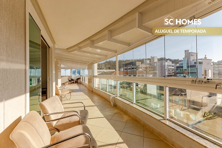 Amplio ático cerca de la playa de Bombinhas