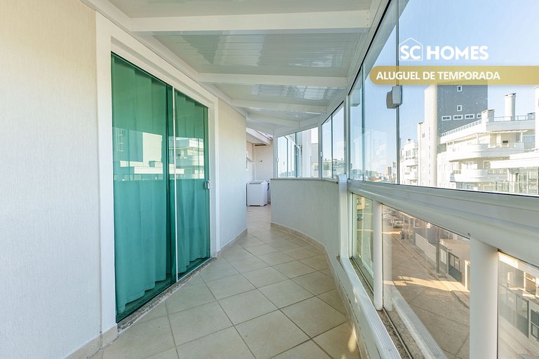 Amplio ático cerca de la playa de Bombinhas