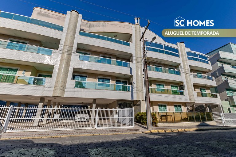 Amplio ático cerca de la playa de Bombinhas