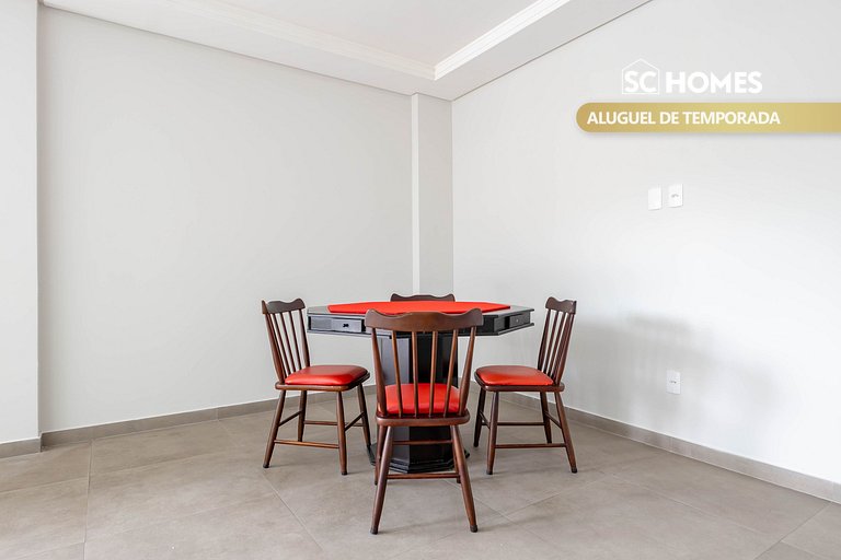 Incrível apartamento com piscina em Bombas