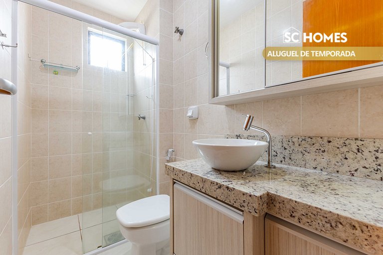 Excelente Apartamento em Bombas - 3 dormitórios
