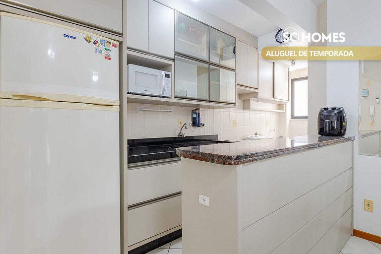 Excelente Apartamento em Bombas - 3 dormitórios