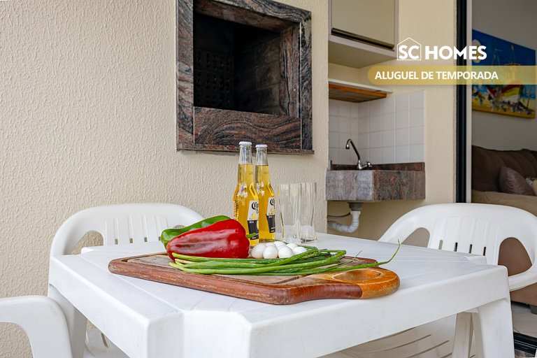 Excelente Apartamento em Bombas - 3 dormitórios