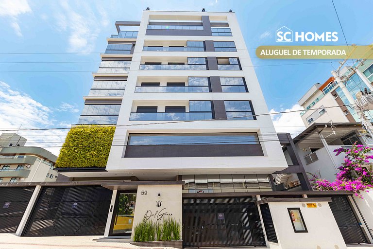 Apartamento alto padrão a 50 mts da praia