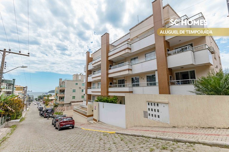 Apartamento a poucos metros da praia de Bombinhas