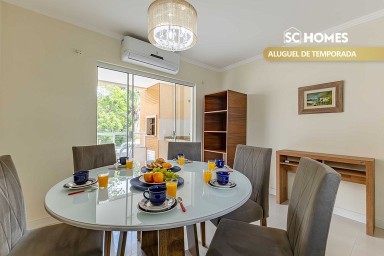 Apartamento a poucos metros da praia de Bombinhas