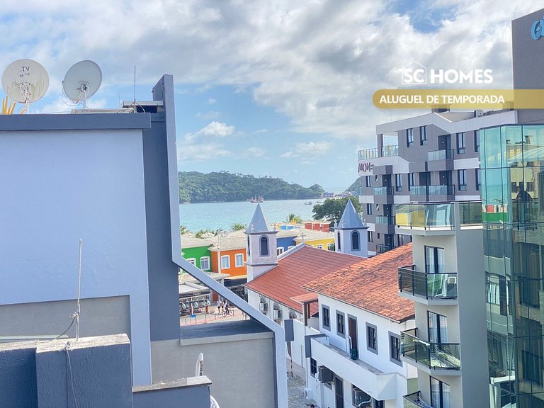 Duplex com piscina na praia de Bombinhas