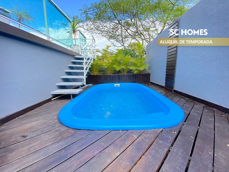 Duplex com piscina na praia de Bombinhas