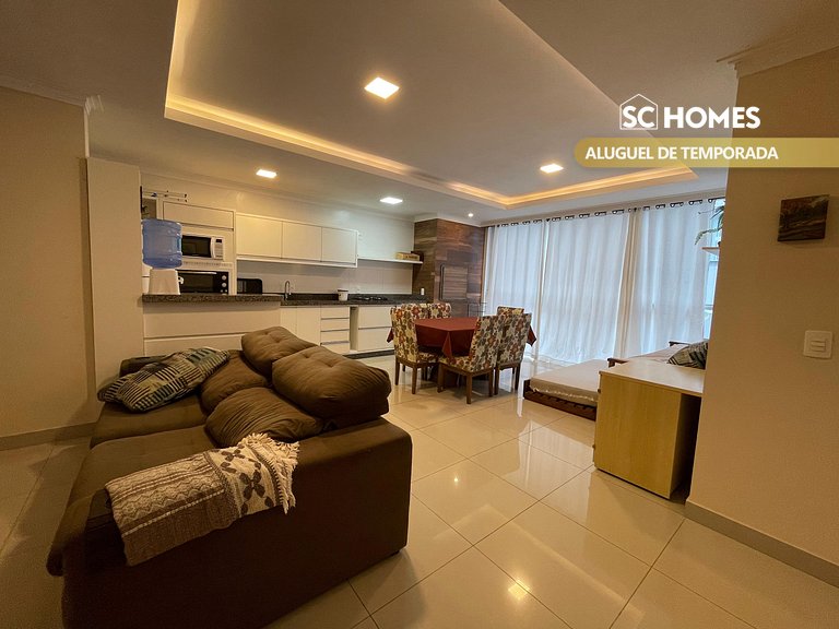 Apartamento com piscina e vista para montanha