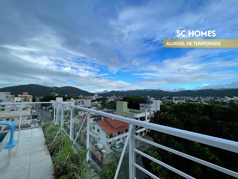 Apartamento com piscina e vista para montanha