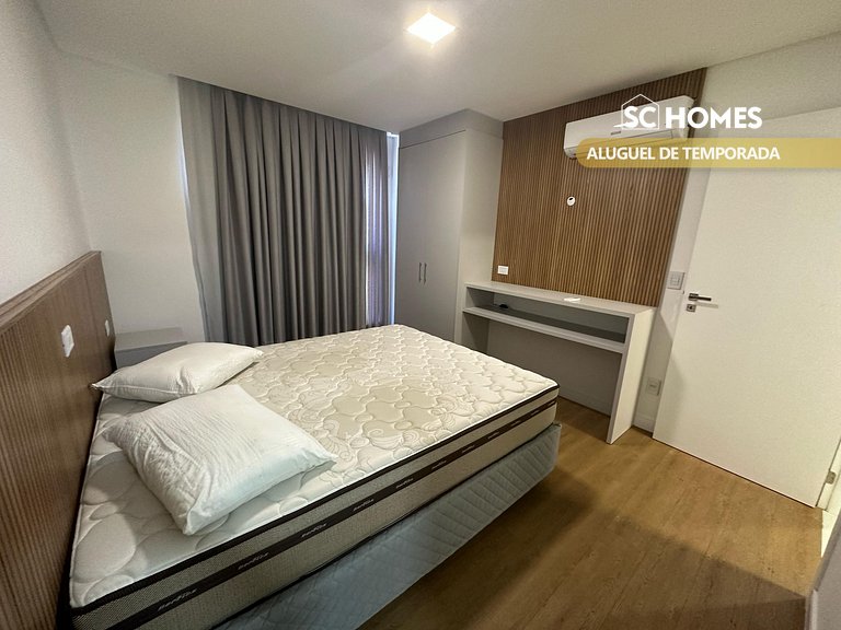 Apto 2 suites a poucos passos da av. principal.
