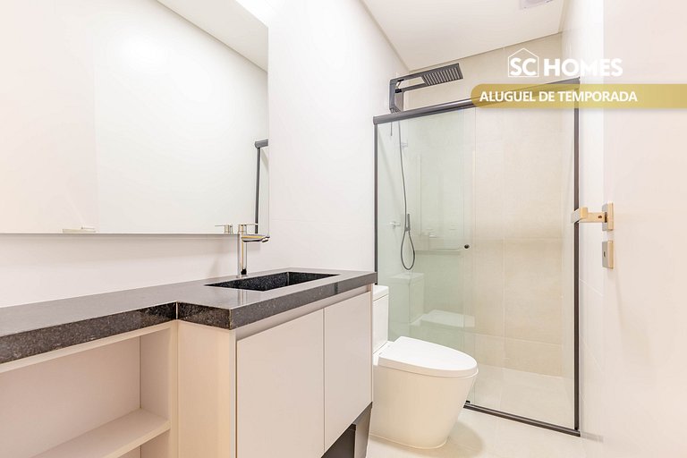 Elegancia y confort en una Suite a 120 metros de la Playa de