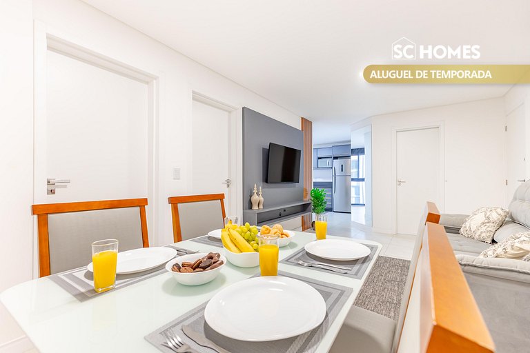 Apto 2 suites a poucos passos da av. principal.