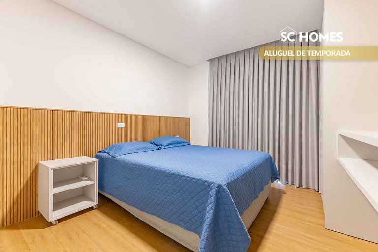 Apto 2 suites a poucos passos da av. principal.