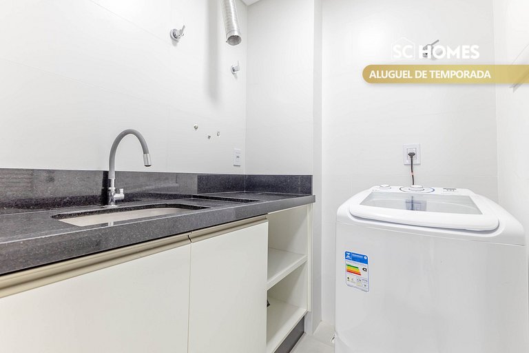 Apto 2 suites a poucos passos da av. principal.