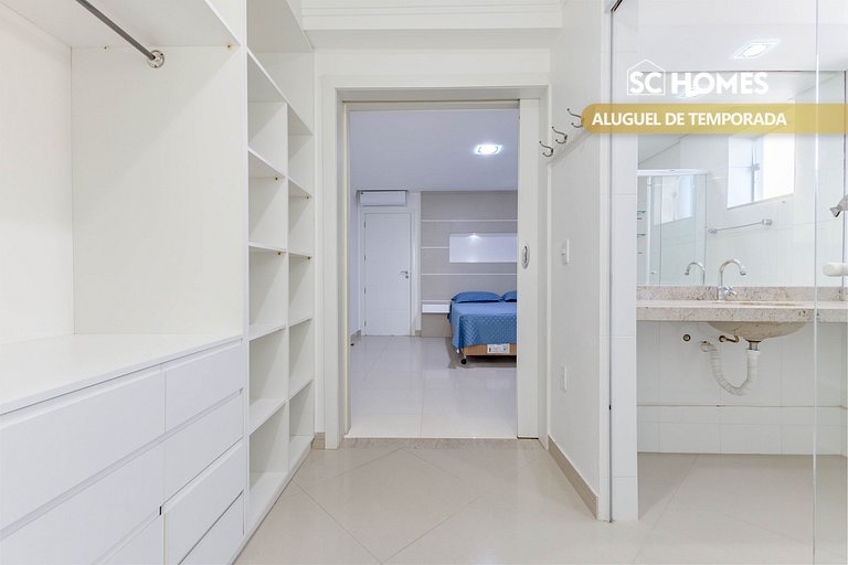 Amplo Apartamento a 100m da Praia de Bombas