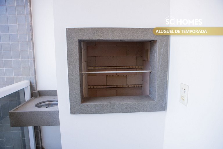 Condomínio Frente Mar com Piscina Climatizada