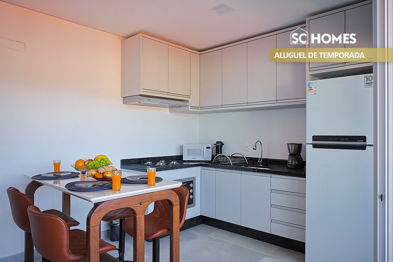 Condomínio Frente Mar com Piscina Climatizada