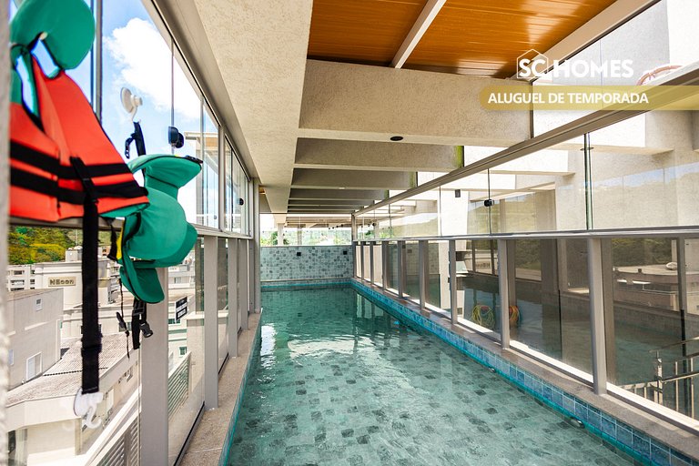 Loft confortável em condominio com Piscina