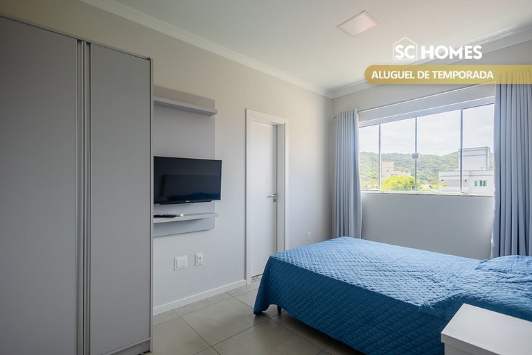 Apto c/ ar e churrasqueira, 350m da Praia Mariscal