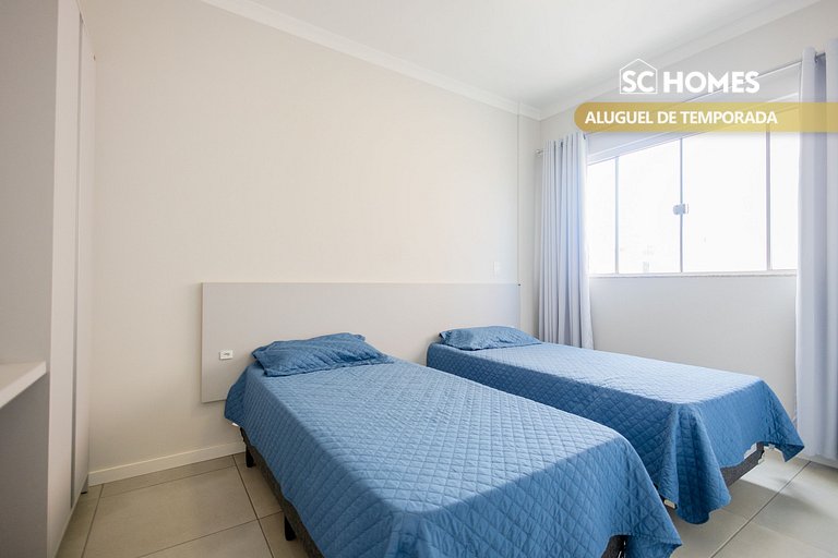 Apto c/ ar e churrasqueira, 350m da Praia Mariscal