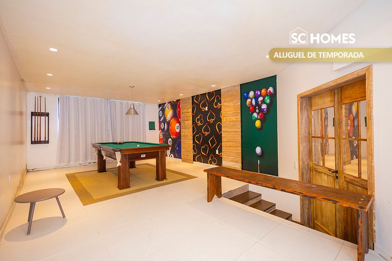 Casa com piscina para até 12 pessoas