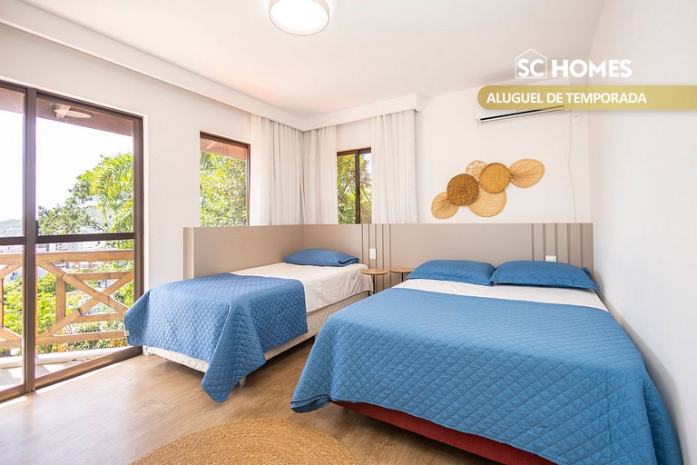 Casa com piscina para até 12 pessoas