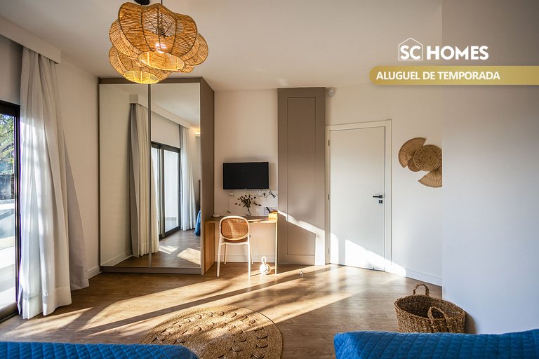 Casa com piscina para até 12 pessoas