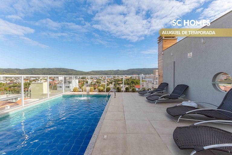 Apartamento com piscina e vista para montanha
