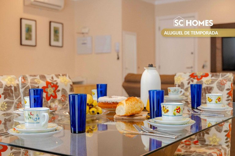 Apartamento con piscina y vistas a la montaña