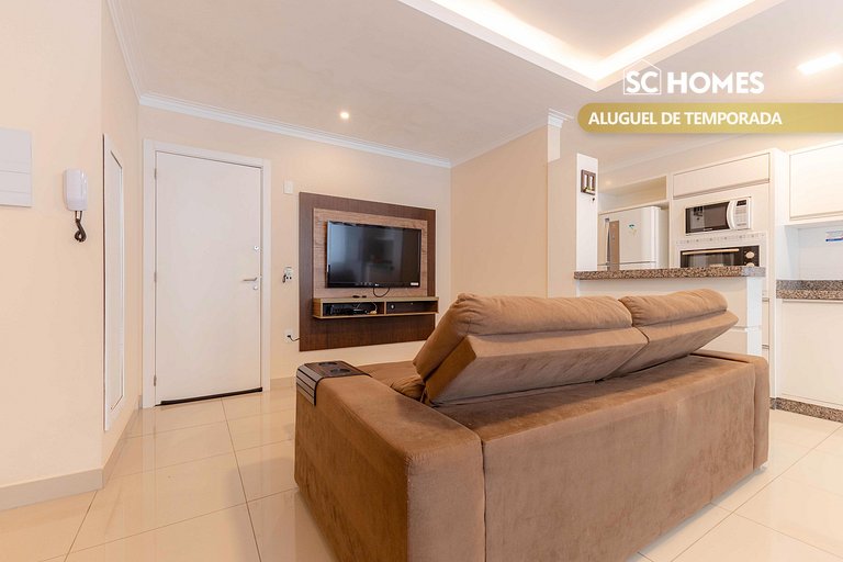 Apartamento con piscina y vistas a la montaña