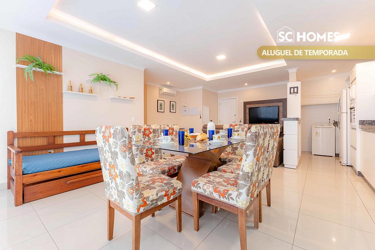Apartamento com piscina e vista para montanha