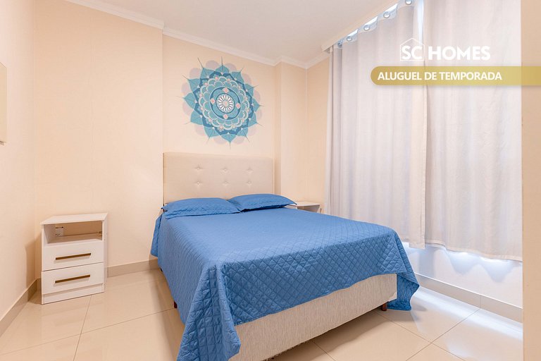 Apartamento com piscina e vista para montanha