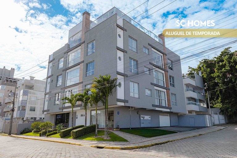 Apartamento com piscina e vista para montanha