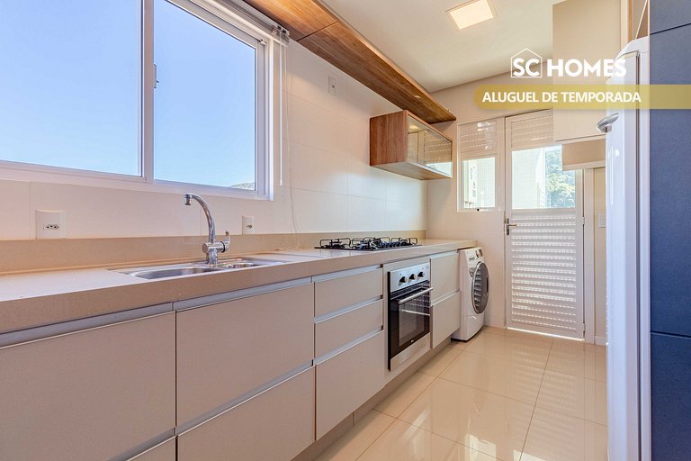Elegante apartamento en la playa de Bombas.