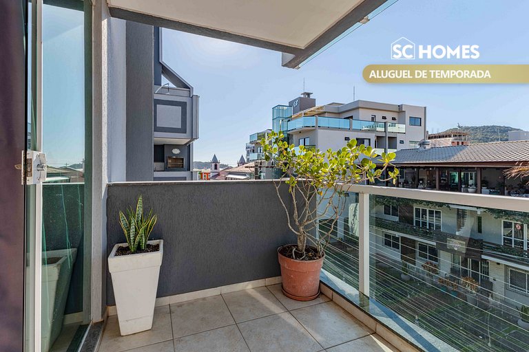 Duplex com piscina na praia de Bombinhas