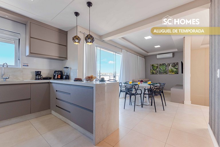 Cobertura Dúplex en Condominio con Piscina