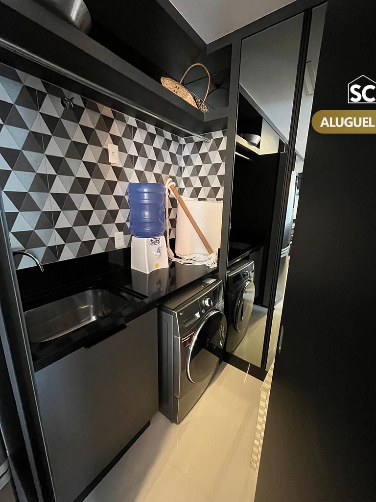 Luxuoso Apartamento com Piscina Privativa - VRDS