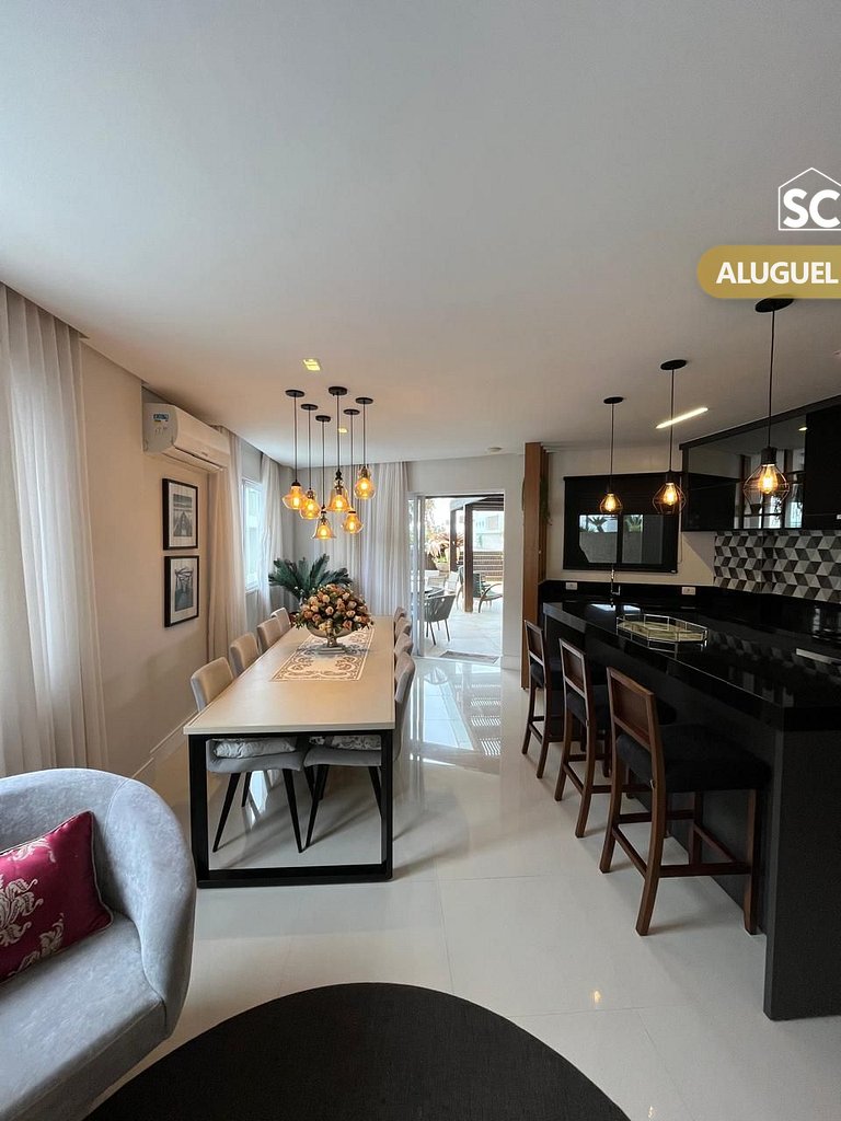 Luxuoso Apartamento com Piscina Privativa - VRDS