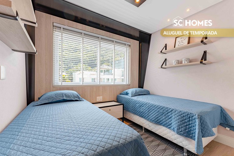 Luxuoso Apartamento com Piscina Privativa - VRDS